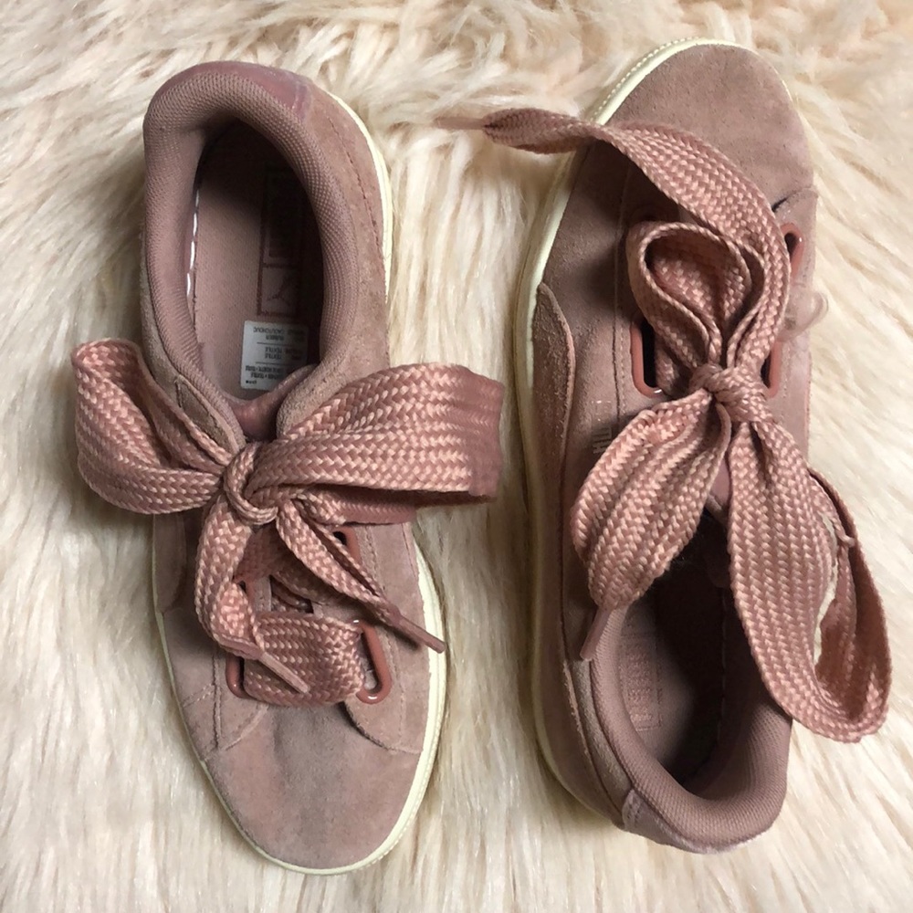 Sued pink PUMA shoes